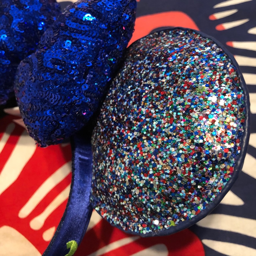 2020 Disney World Minnie ears - Picture 4 of 4